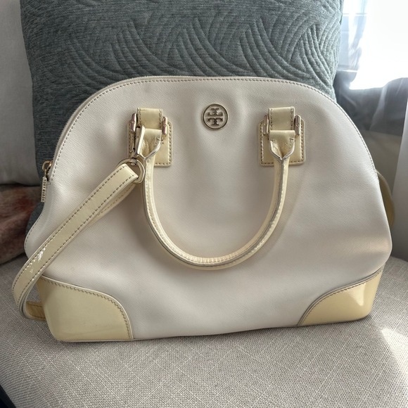 Tory Burch Satchel Dome Bag Ivory Cream Saffiano Leather Handbag Purse 42323 - Picture 1 of 12
